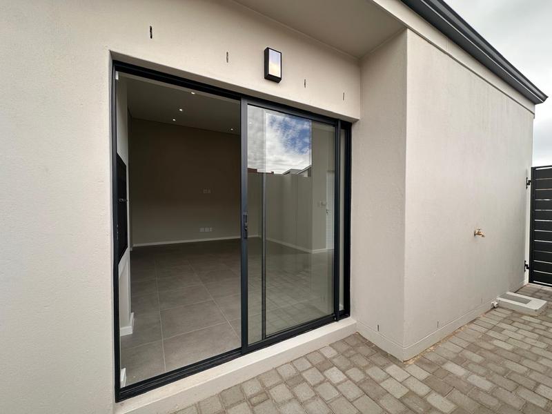 To Let 2 Bedroom Property for Rent in Haasendal Western Cape